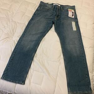 LEVIS, straight fit, flex, 34x32, NWT